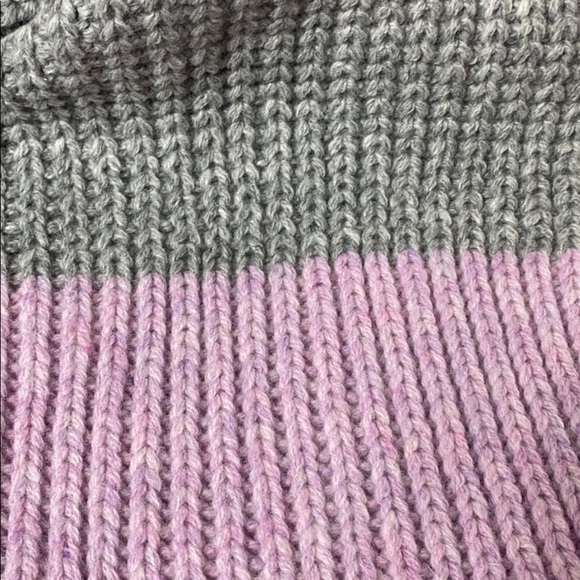 GAP colorblock gray and lavender scarf - Picture 2 of 4